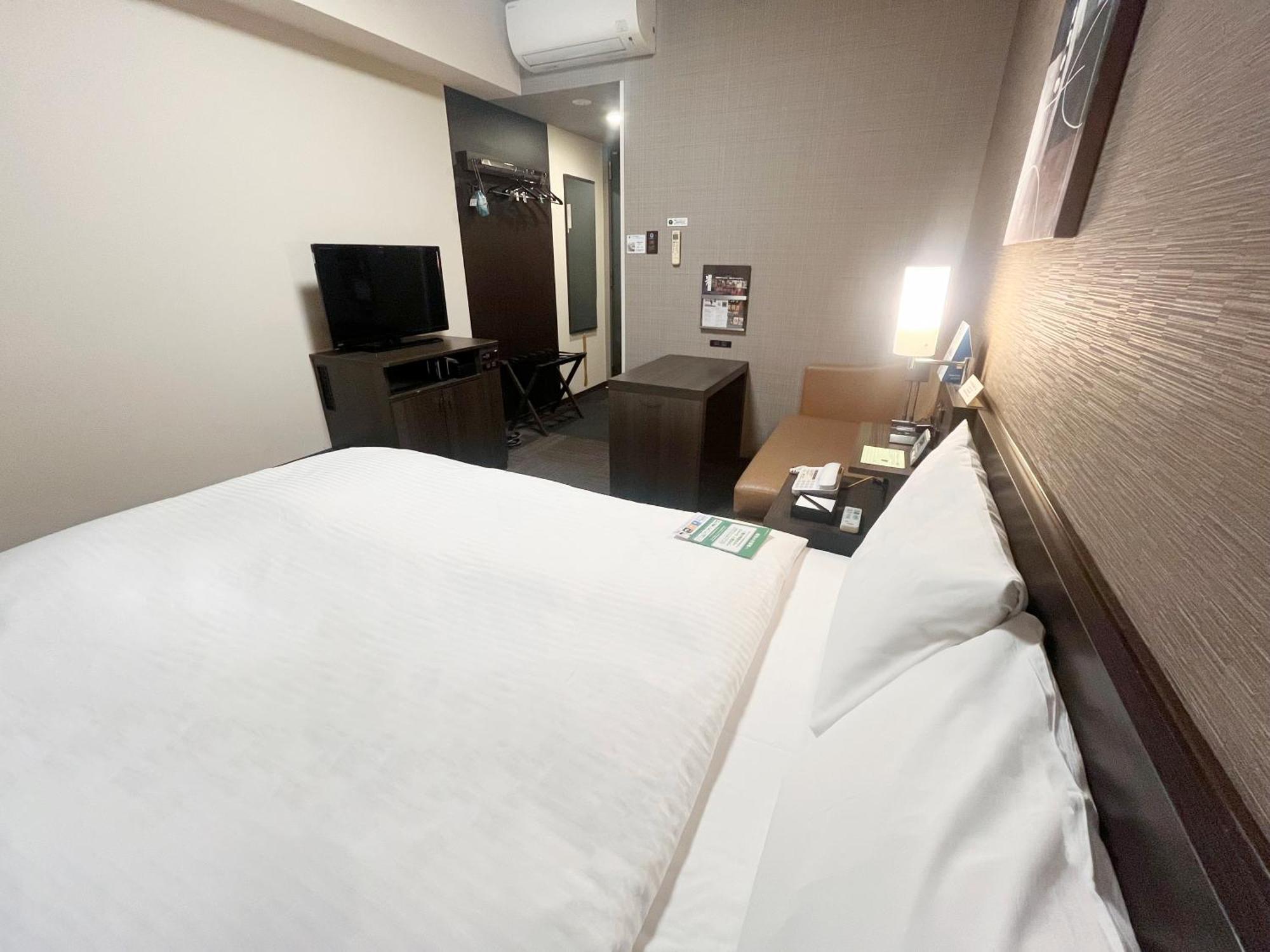 ​Hotel Route-Inn Ube​ Zewnętrze zdjęcie