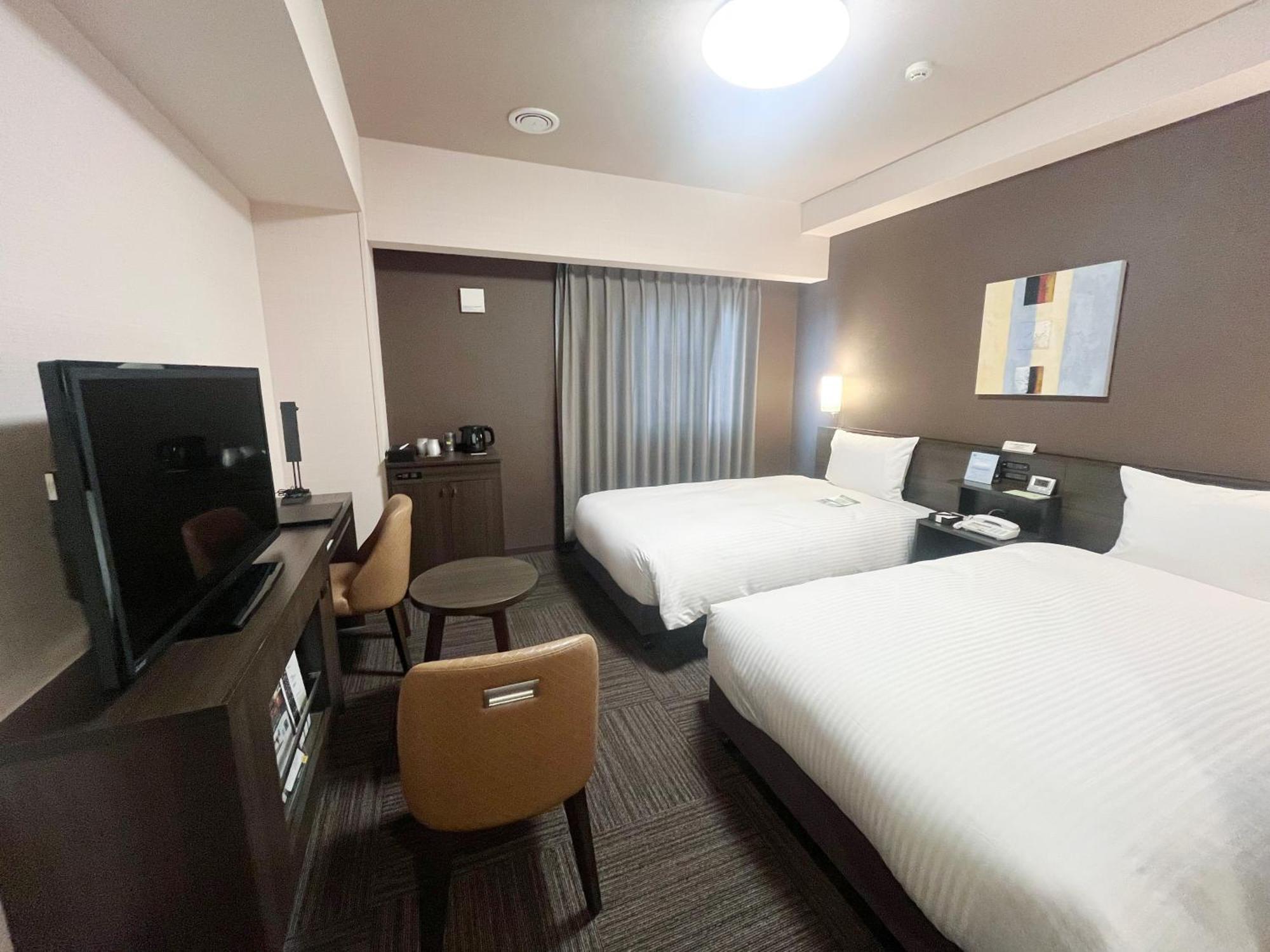 ​Hotel Route-Inn Ube​ Zewnętrze zdjęcie