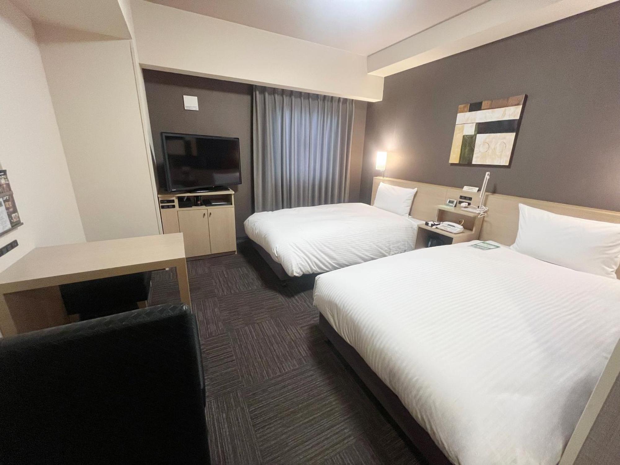 ​Hotel Route-Inn Ube​ Zewnętrze zdjęcie