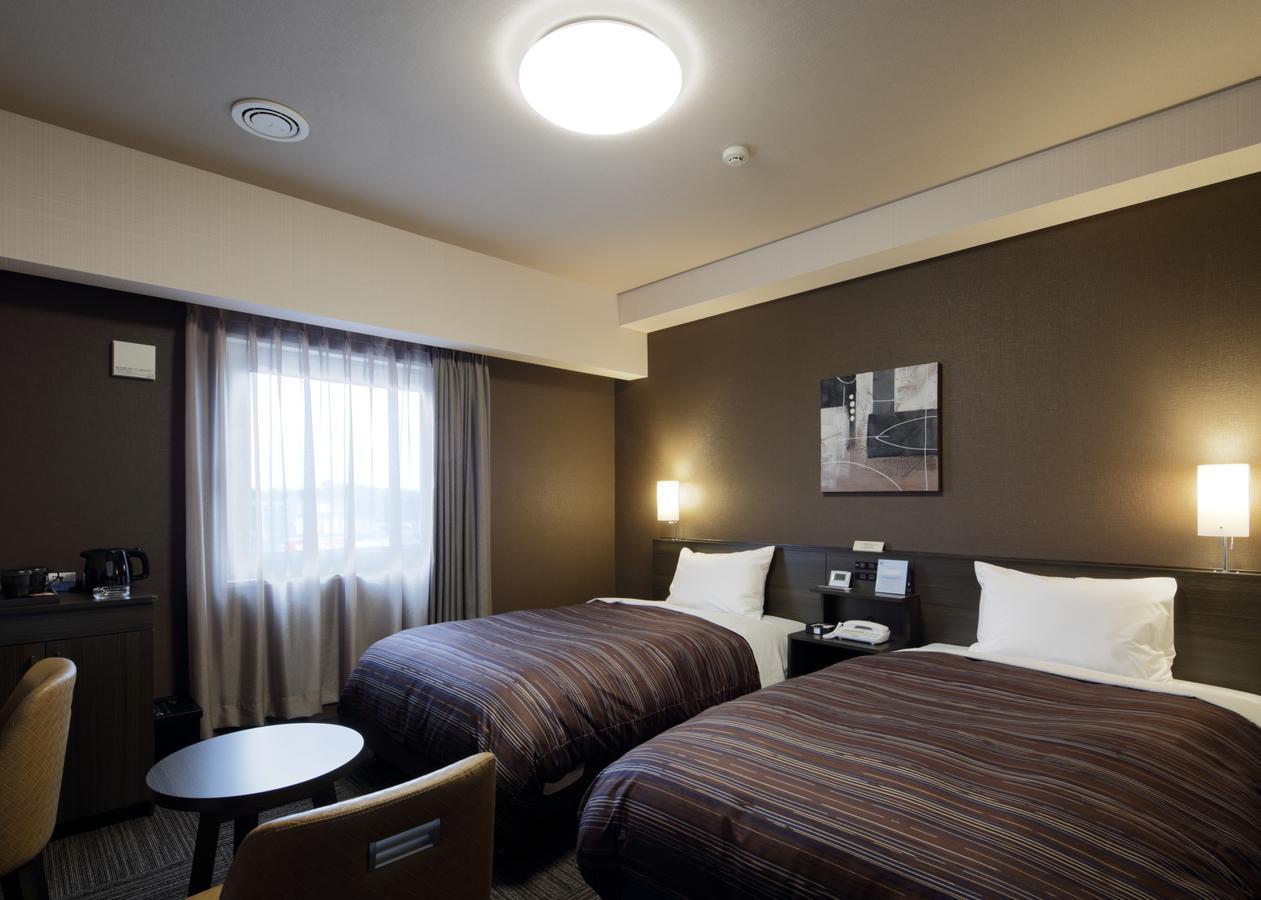 ​Hotel Route-Inn Ube​ Zewnętrze zdjęcie
